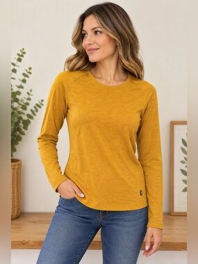 REI Women’s Mustard Yellow Base Layer Long Sleeve Active Hiking Top Size M